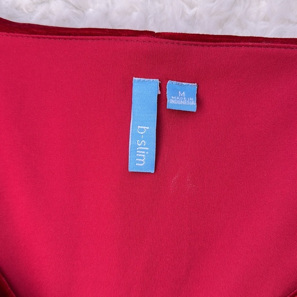 Elegant Holiday Dress Cranberry Velvet - Picture 3 of 8